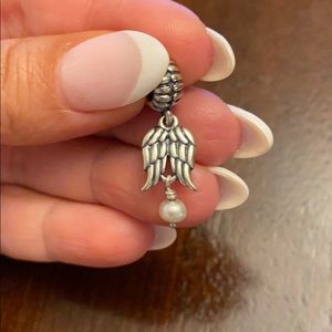 🔥Pandora Guardian Angel Charm with Pearl